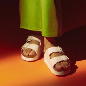 NIB Birkenstock Papillio Arizona Platform 38 white